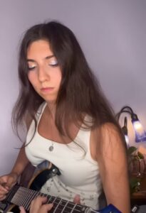 About racquellellis1